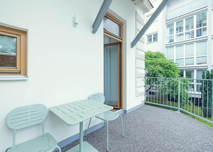 Leonart Living 13 公寓